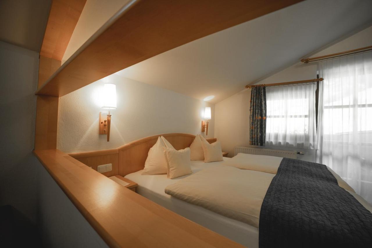 Hotel Landhaus Neumayr Гросарль Екстер'єр фото