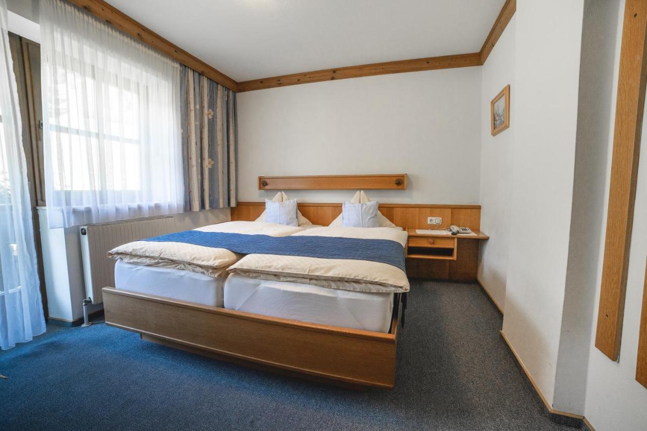 Hotel Landhaus Neumayr Гросарль Екстер'єр фото